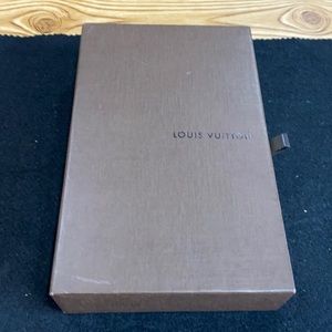 Louis Vuitton box